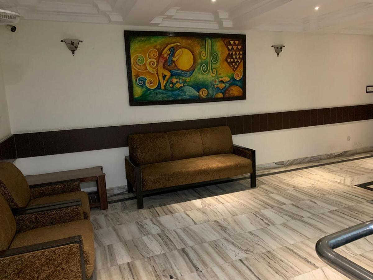 Hotel Raman'S Jagādhri Dış mekan fotoğraf