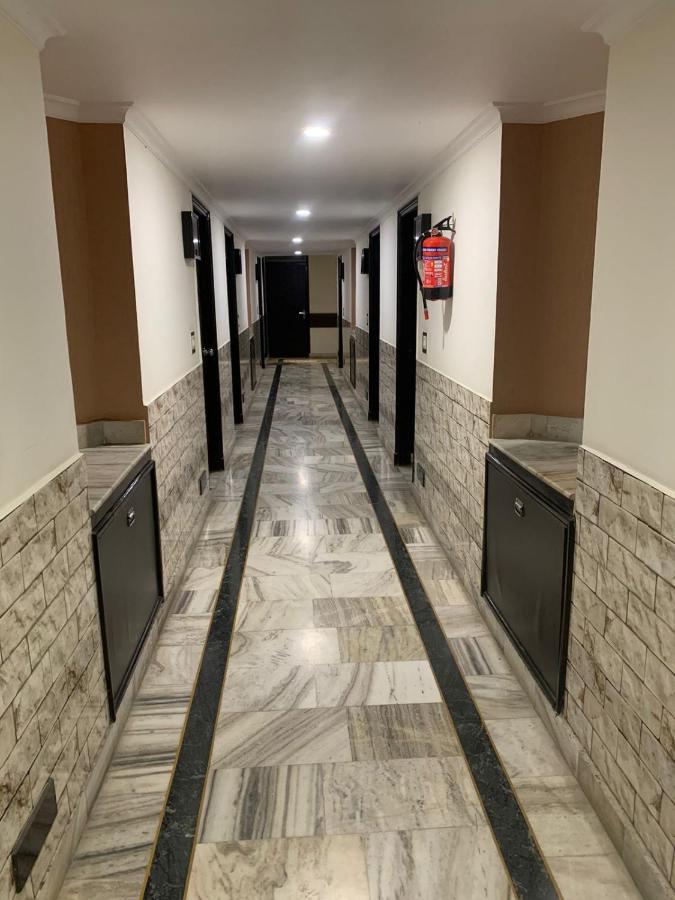 Hotel Raman'S Jagādhri Dış mekan fotoğraf