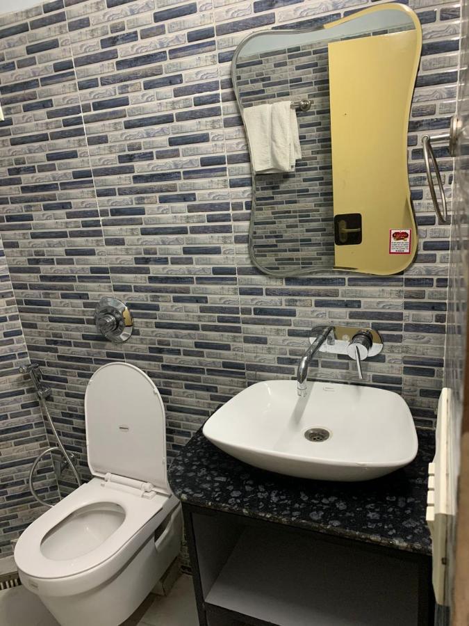 Hotel Raman'S Jagādhri Dış mekan fotoğraf