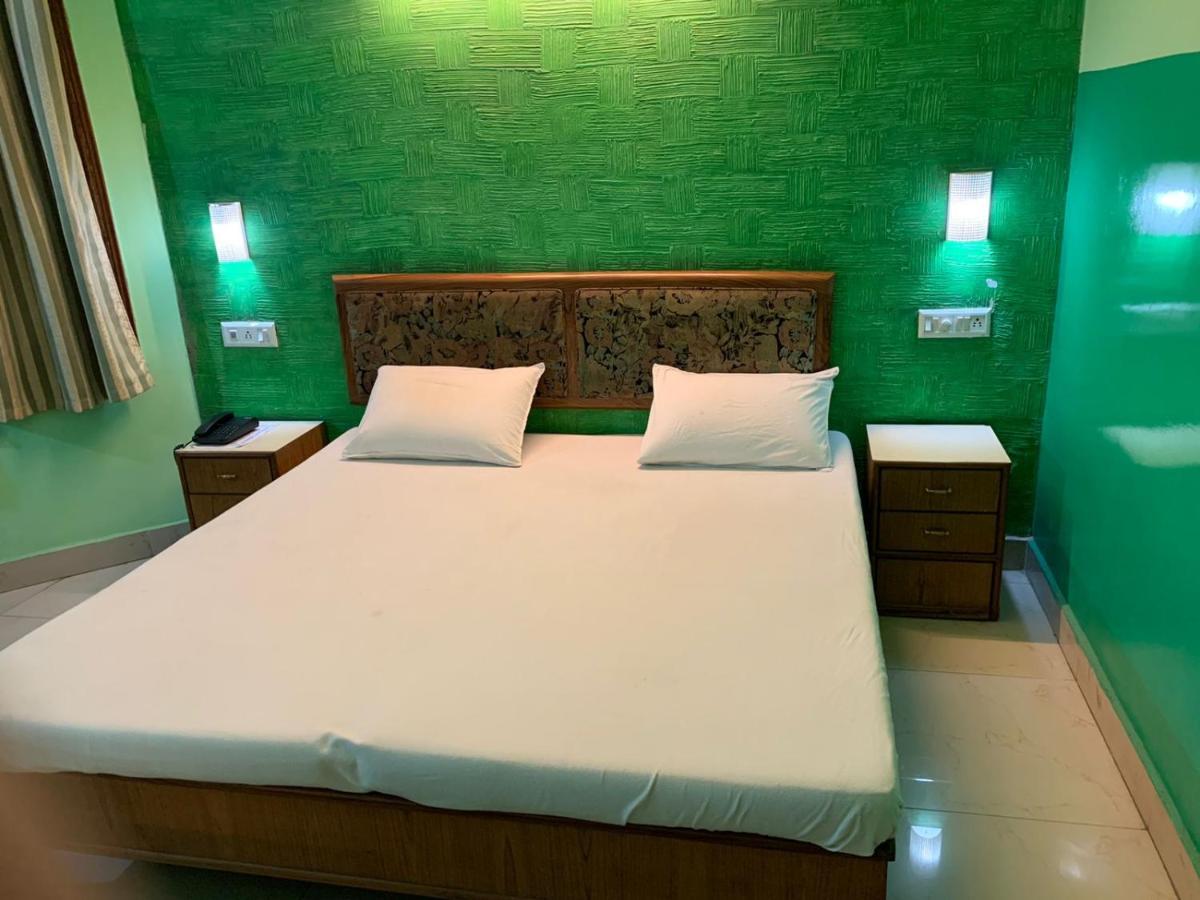 Hotel Raman'S Jagādhri Dış mekan fotoğraf